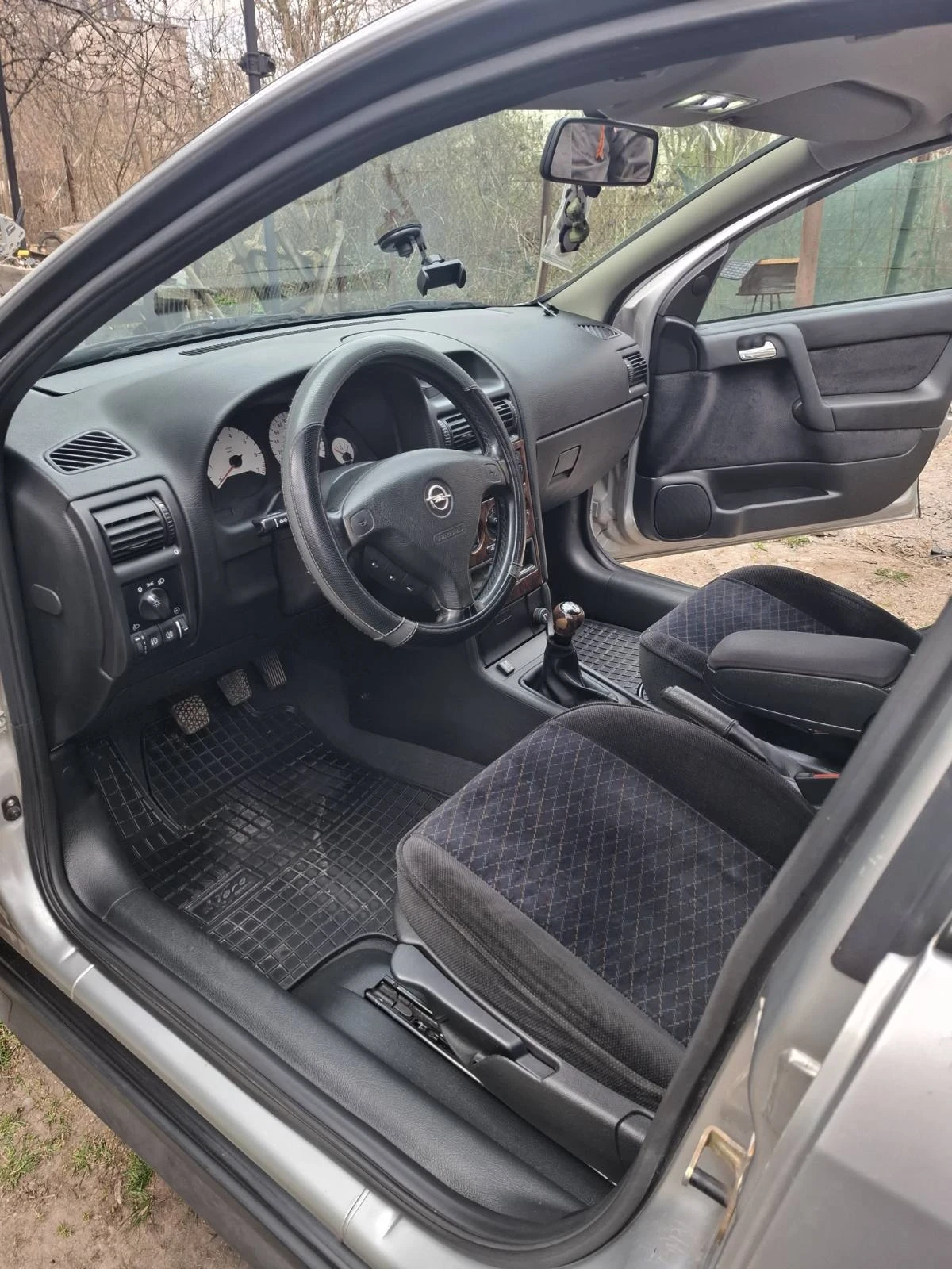 Opel Astra, снимка 5 - Автомобили и джипове - 54059154