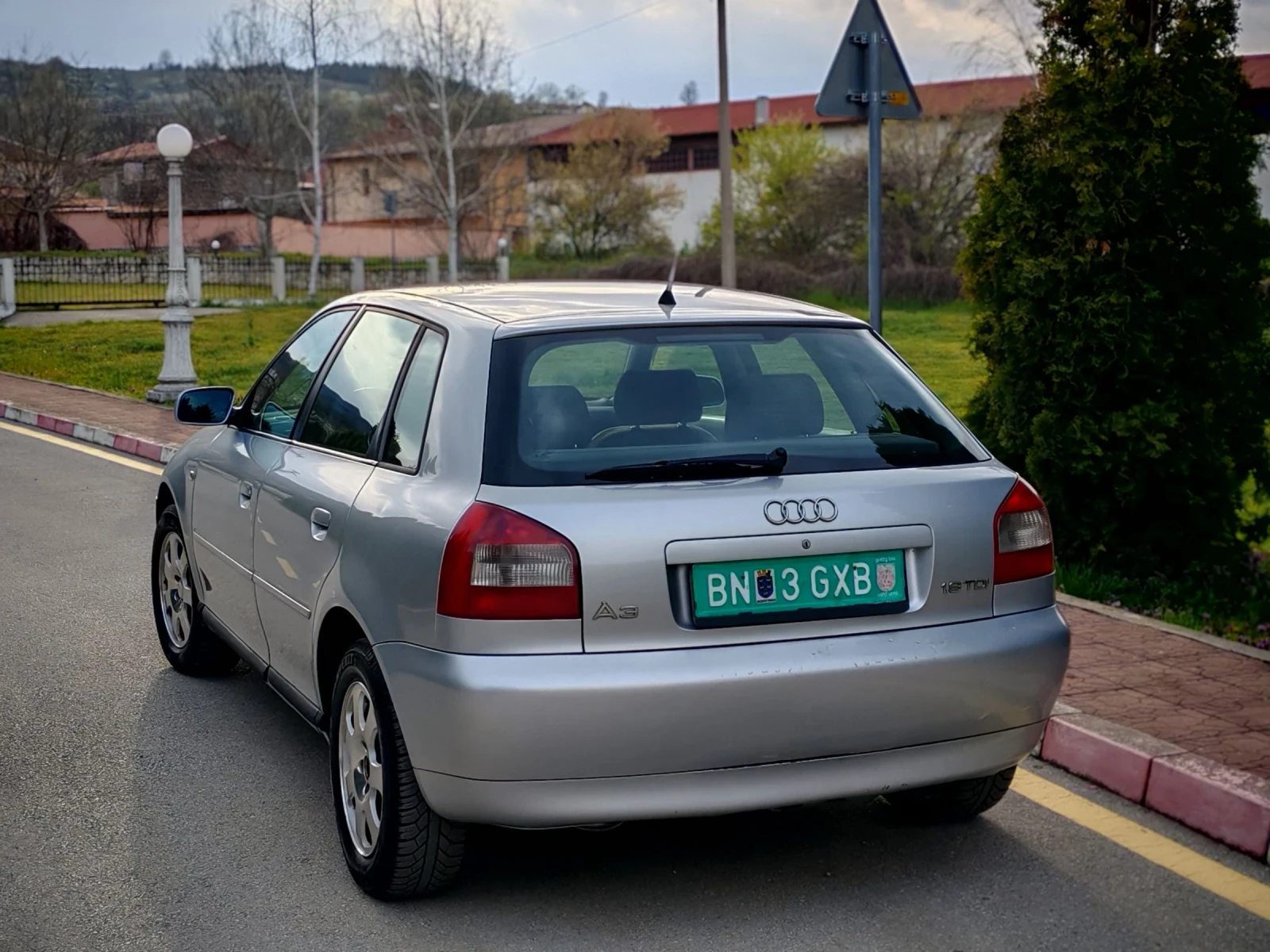 Audi A3 1.9TDI(101)* FACELIFT* НОВ ВНОС* , снимка 5 - Автомобили и джипове - 54159637