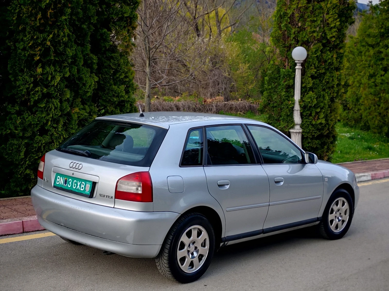 Audi A3 1.9TDI(101)* FACELIFT* НОВ ВНОС* , снимка 8 - Автомобили и джипове - 54159637