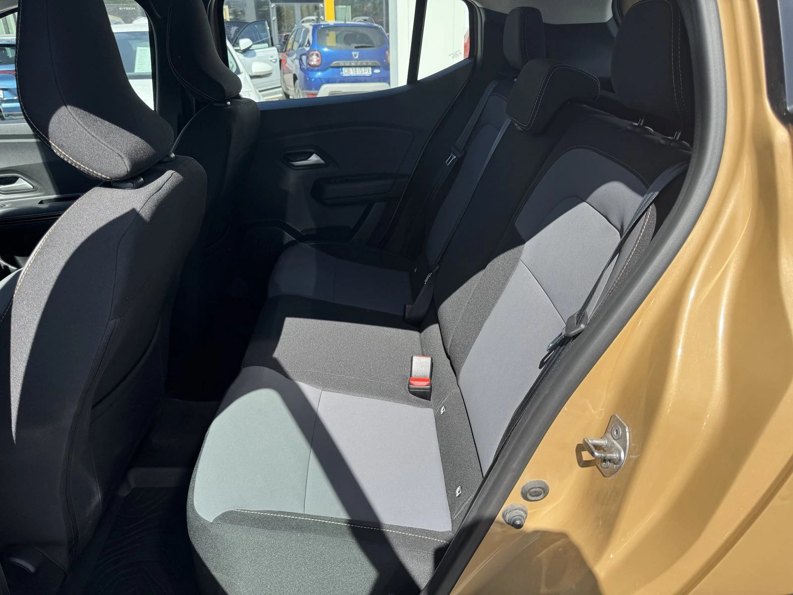 Dacia Sandero 1.0TCe 101k.c. LPG EXTREME | Mobile.bg � ����������� 12