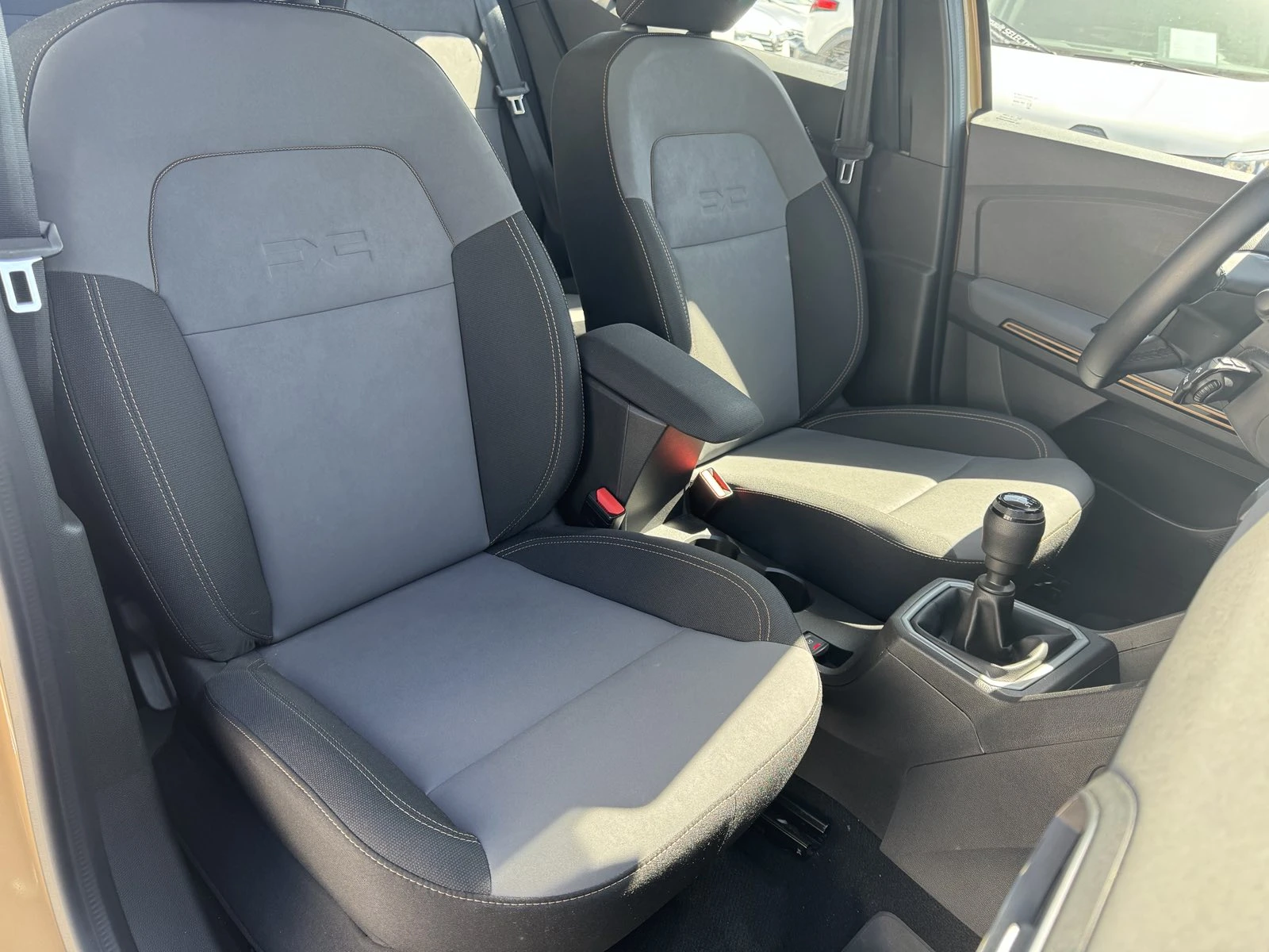 Dacia Sandero 1.0TCe 101k.c. LPG EXTREME | Mobile.bg � ����������� 9