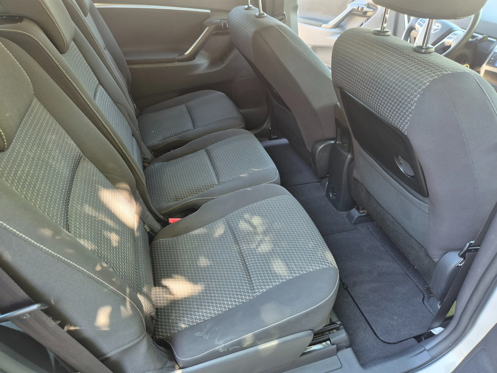 Toyota Verso 7MESTA, NAVI, KAMERA, снимка 12 - Автомобили и джипове - 54438806