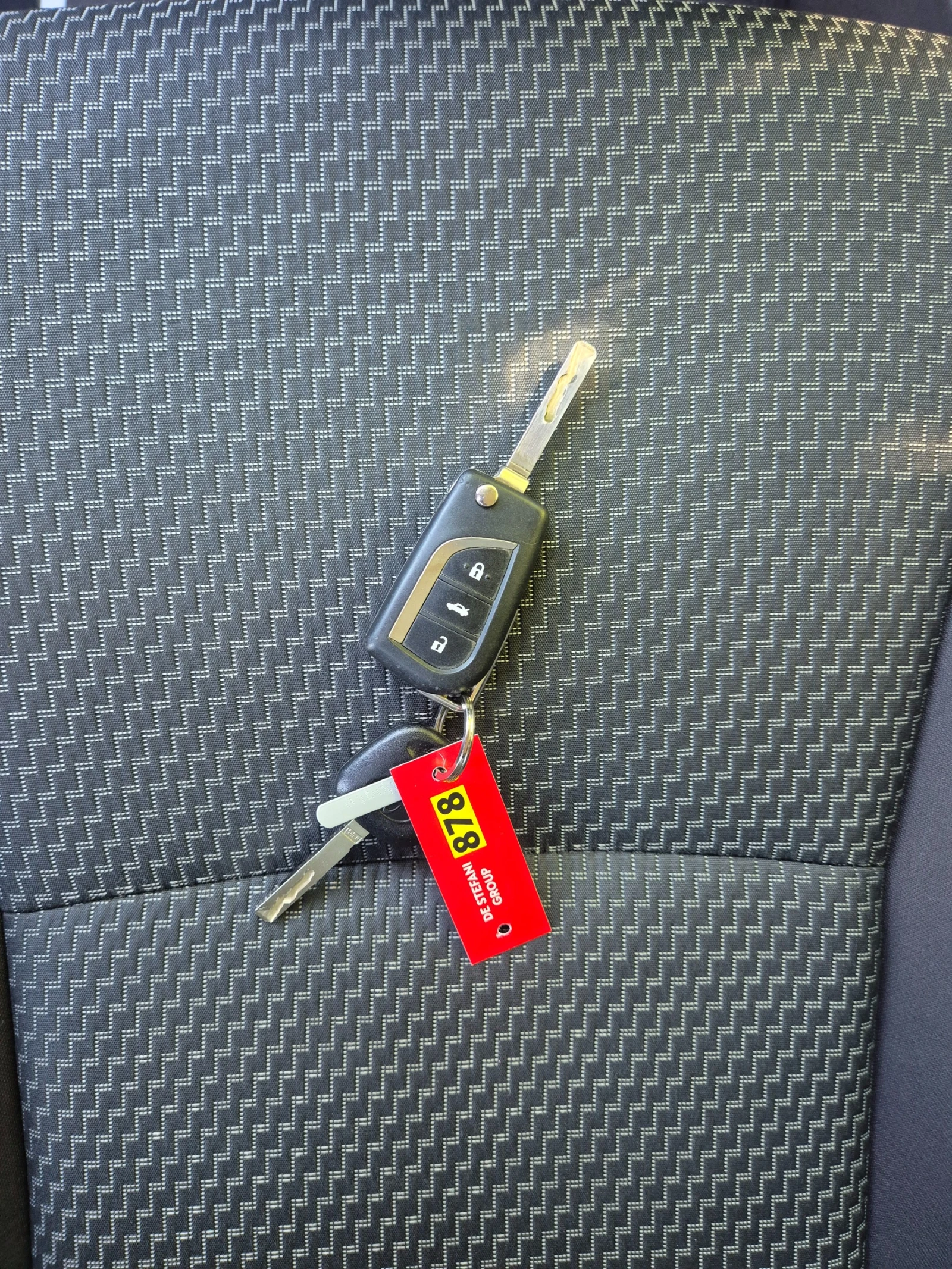 Toyota Verso 7MESTA, NAVI, KAMERA, снимка 17 - Автомобили и джипове - 54438806