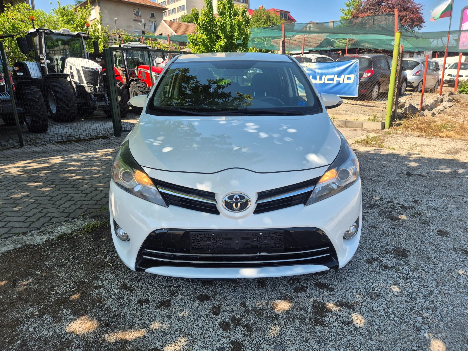 Toyota Verso 7MESTA, NAVI, KAMERA, снимка 2 - Автомобили и джипове - 54438806