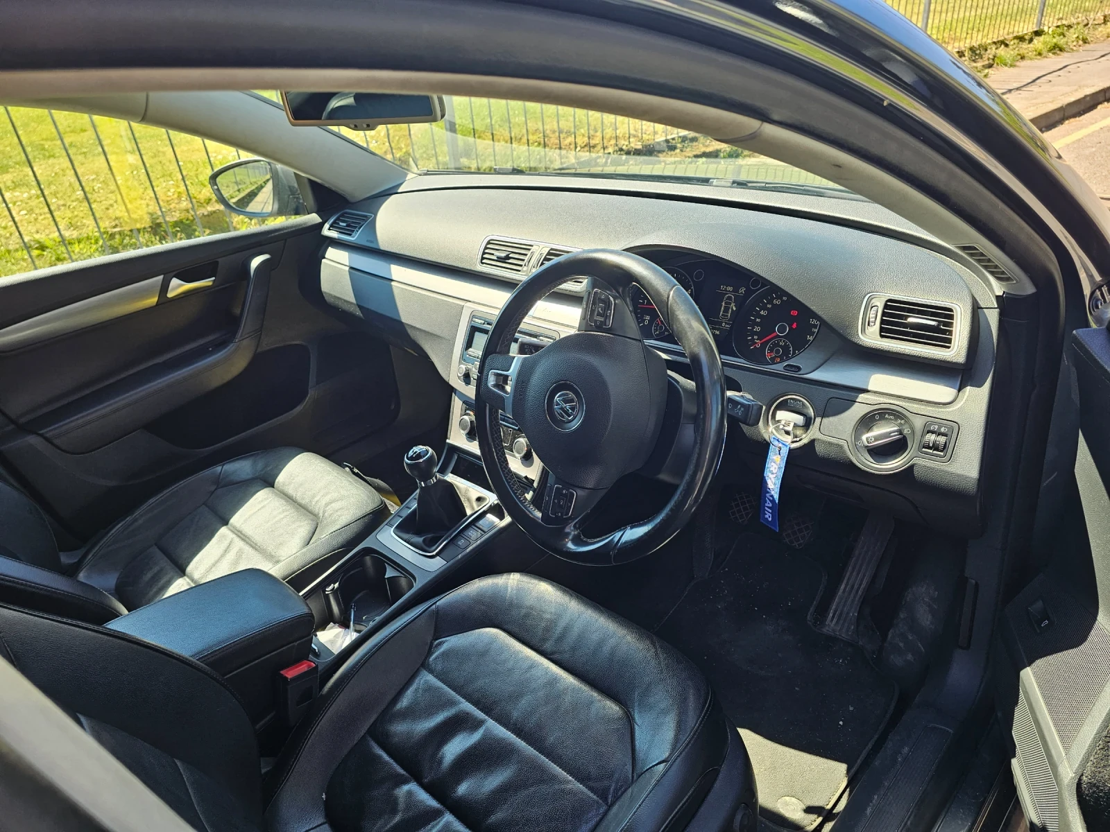 VW Passat, снимка 13 - Автомобили и джипове - 54485971