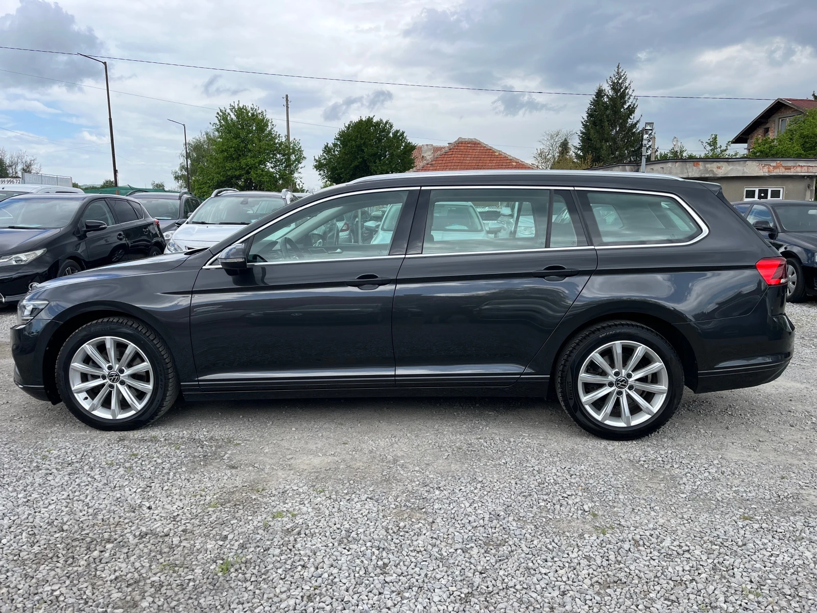 VW Passat 2.0TDI, снимка 6 - Автомобили и джипове - 54571666