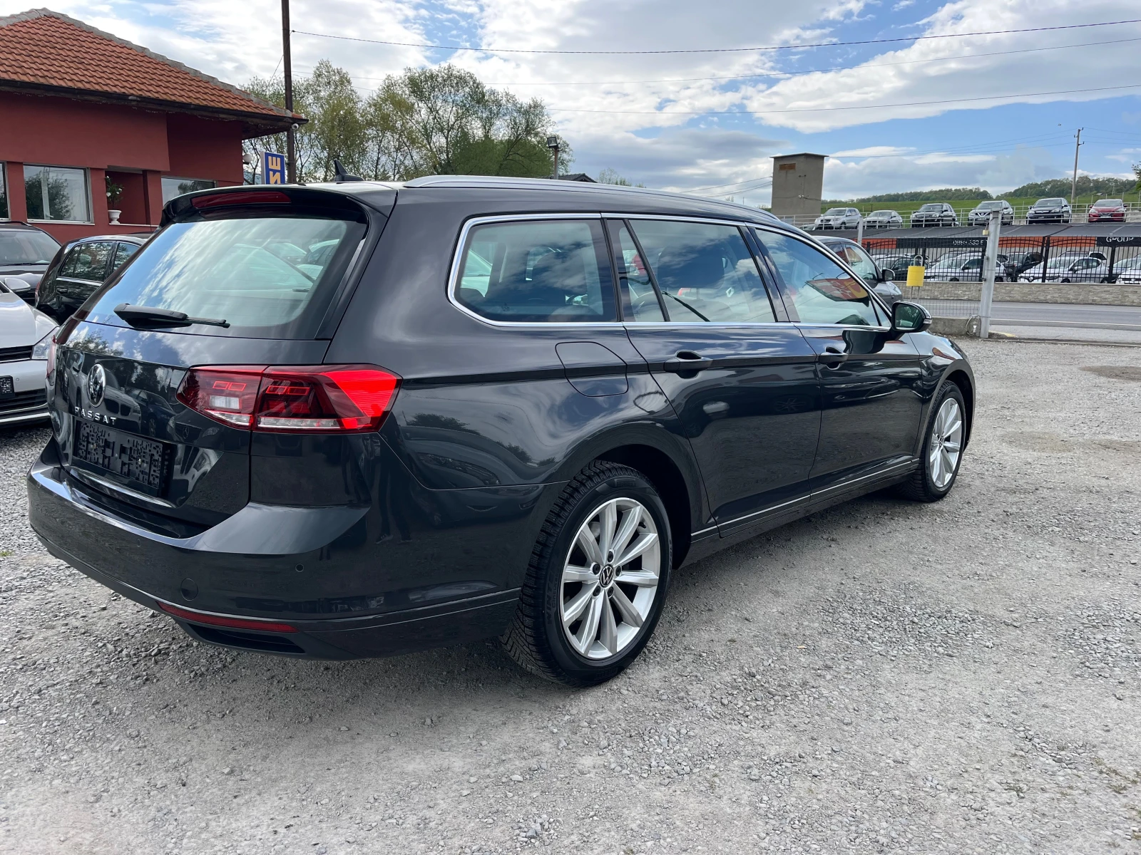 VW Passat 2.0TDI, снимка 4 - Автомобили и джипове - 54571666