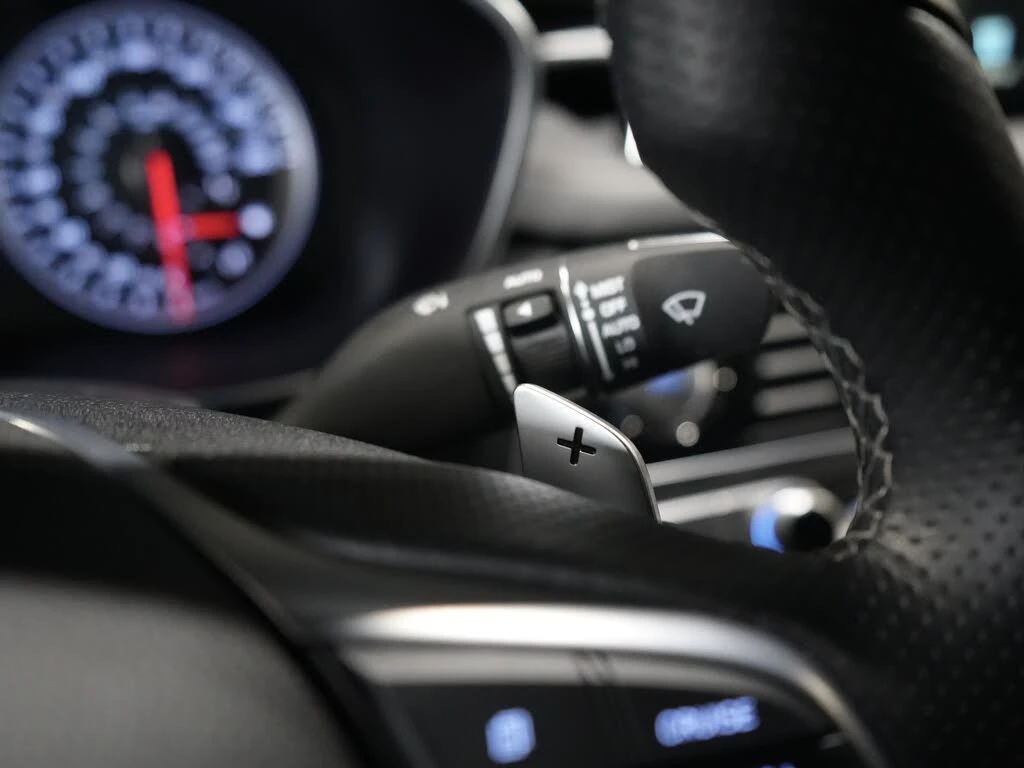 Genesis G70 3.3T AWD, снимка 12 - Автомобили и джипове - 54598712