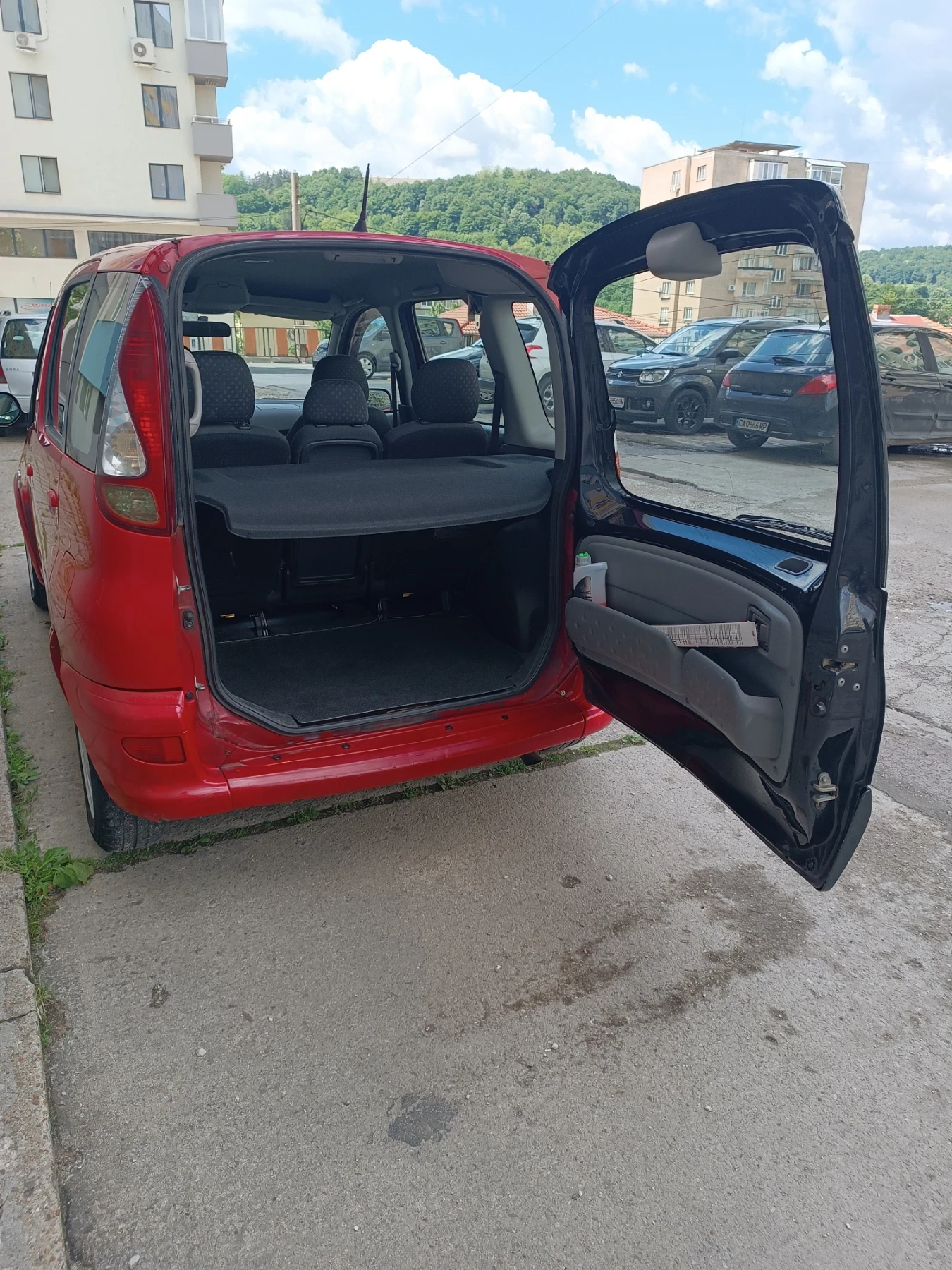 Toyota Yaris verso 1.4D4, снимка 4 - Автомобили и джипове - 54747098