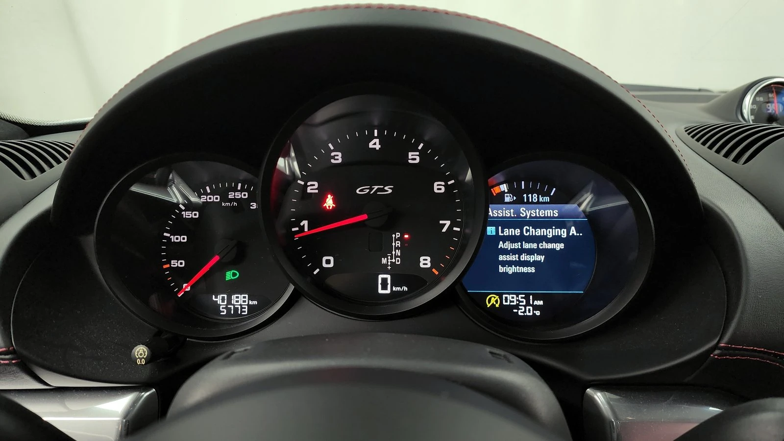 Porsche Cayman GTS* KEYLESS* ПОДГРЕВ ВОЛАН* КРАЙНА ЦЕНА, снимка 8 - Автомобили и джипове - 55271946