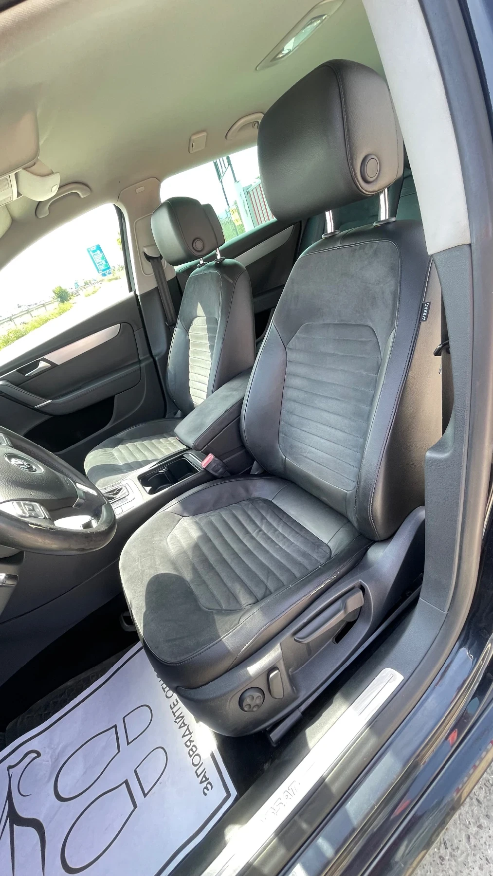VW Passat 2.0TDI 140к.с. * АВТОМАТ* Нов Маховик* , снимка 9 - Автомобили и джипове - 55440500