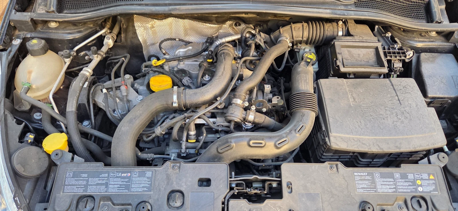 Renault Clio 4, снимка 10 - Автомобили и джипове - 56182542