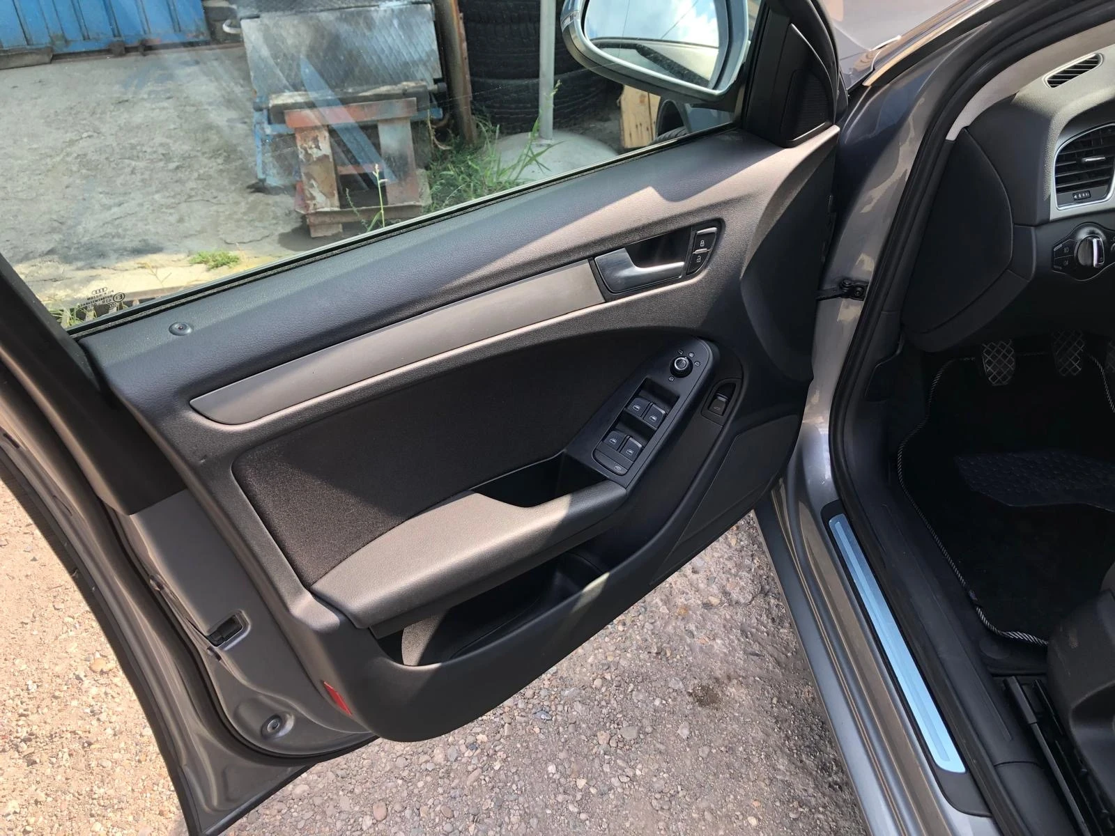 Audi A4 115 хил км, снимка 7 - Автомобили и джипове - 56536886