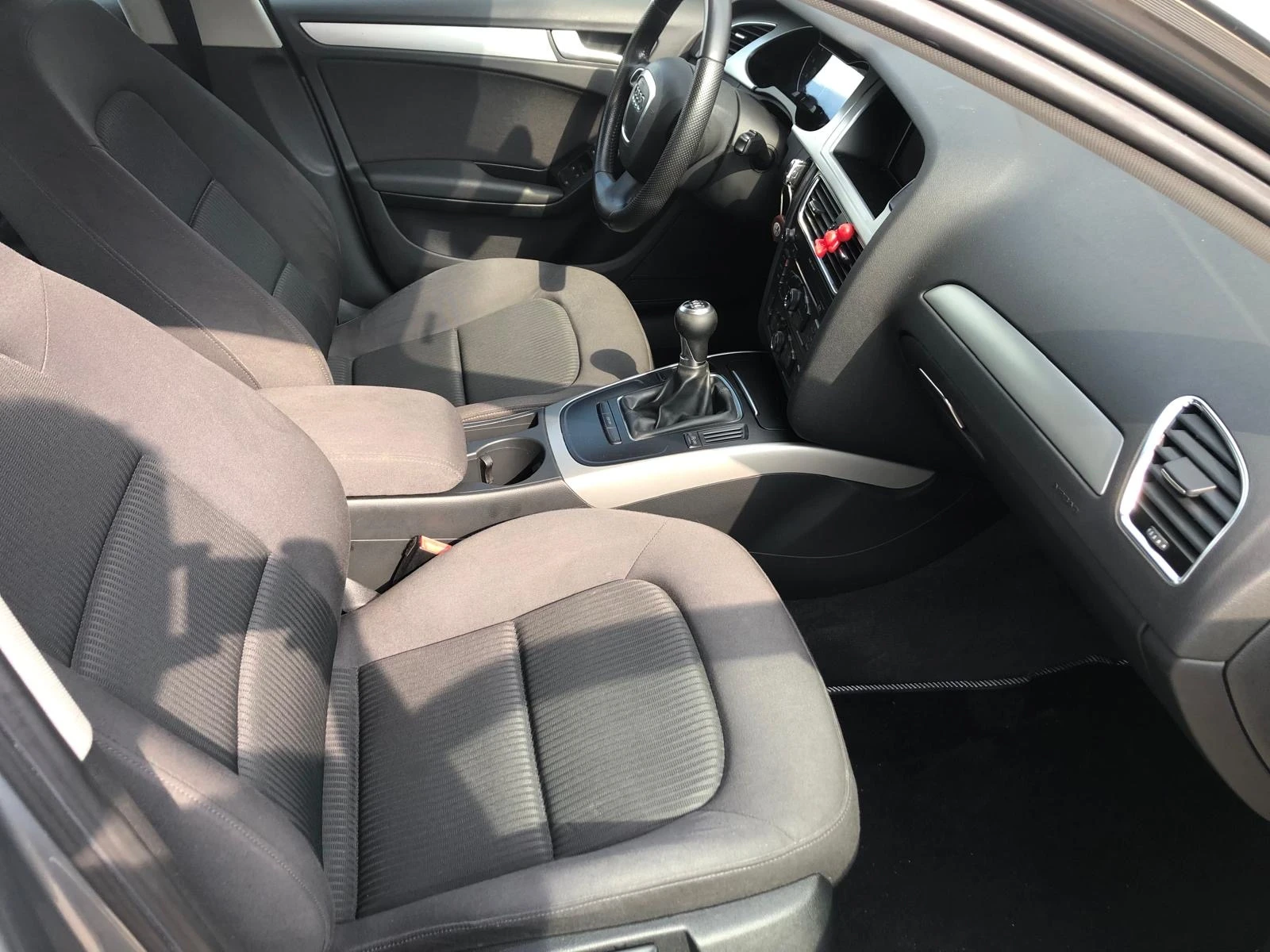 Audi A4 115 хил км, снимка 12 - Автомобили и джипове - 56536886