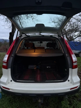 Honda Cr-v - 11000 € / 21514.13 лв. - 32081702 12