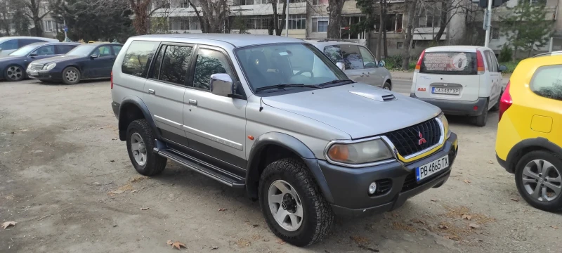 Mitsubishi Pajero sport, снимка 2 - Автомобили и джипове - 49482416