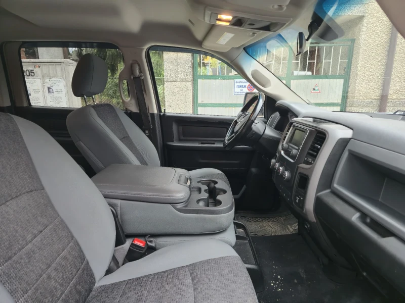 Dodge RAM 1500 TRADESMAN, снимка 12 - Автомобили и джипове - 52093321