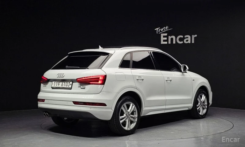Audi Q3, снимка 2 - Автомобили и джипове - 52884548