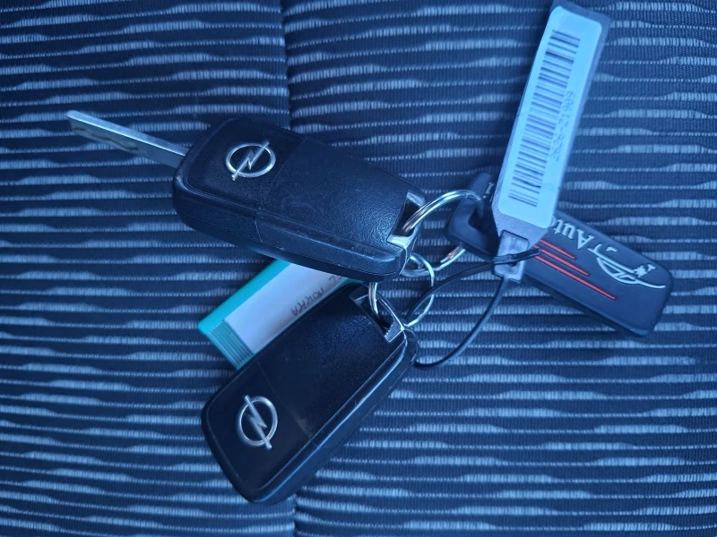 Opel Mokka 1, 7CRDI-131кс, снимка 11 - Автомобили и джипове - 53290805