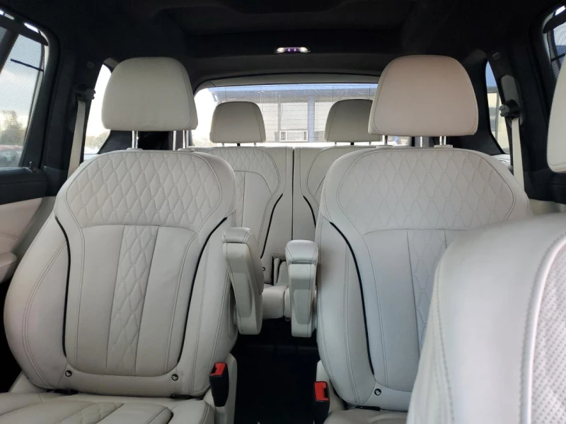 BMW X7 xDrive40i, снимка 10 - Автомобили и джипове - 53489641