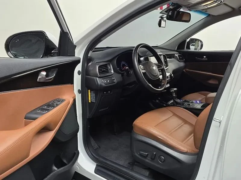 Kia Sorento, снимка 10 - Автомобили и джипове - 56738362
