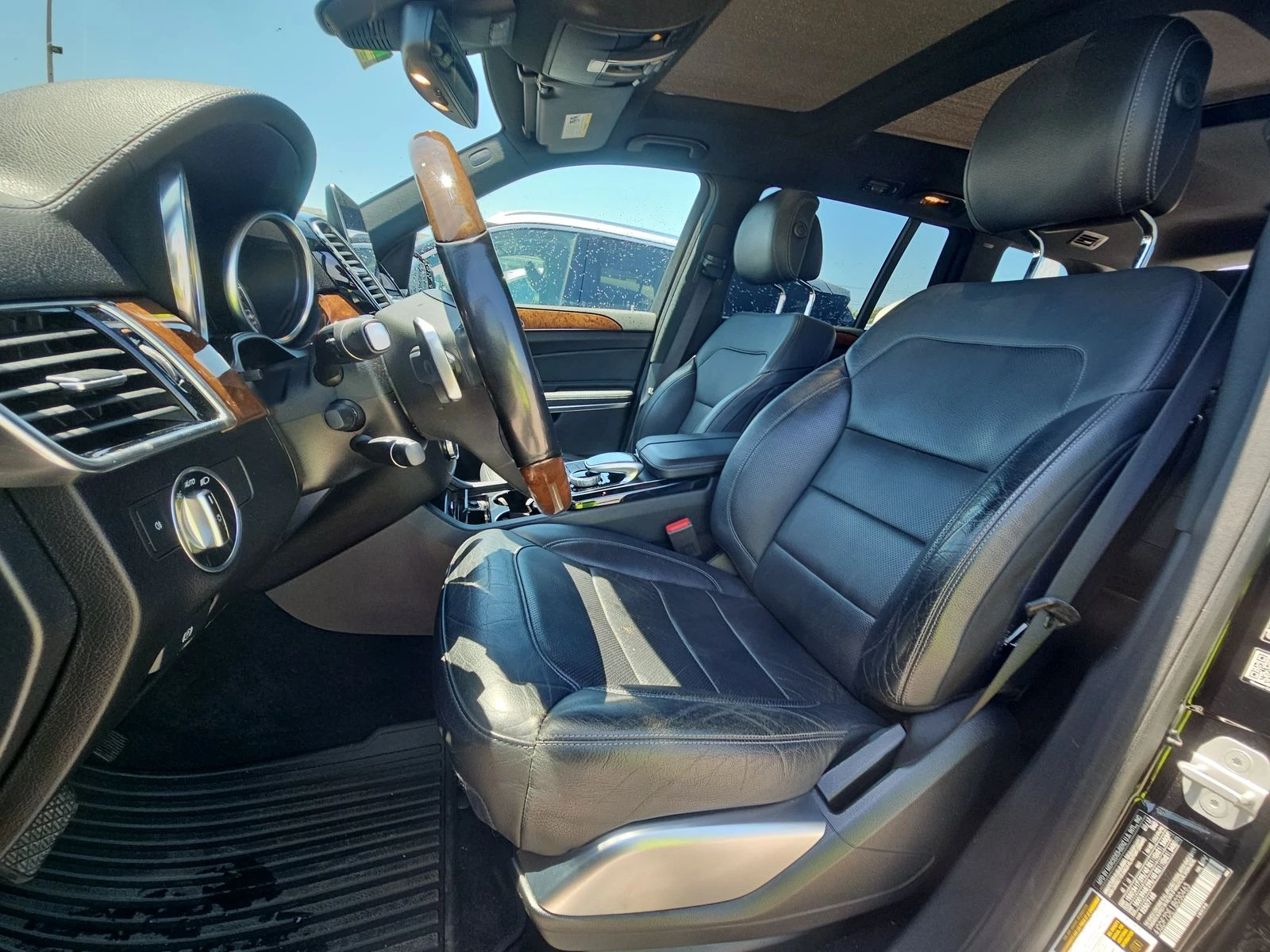 Mercedes-Benz GLS 500 Harman/Kardon* Обдух* Distronic* 360* Масаж* Пано* - изображение 8