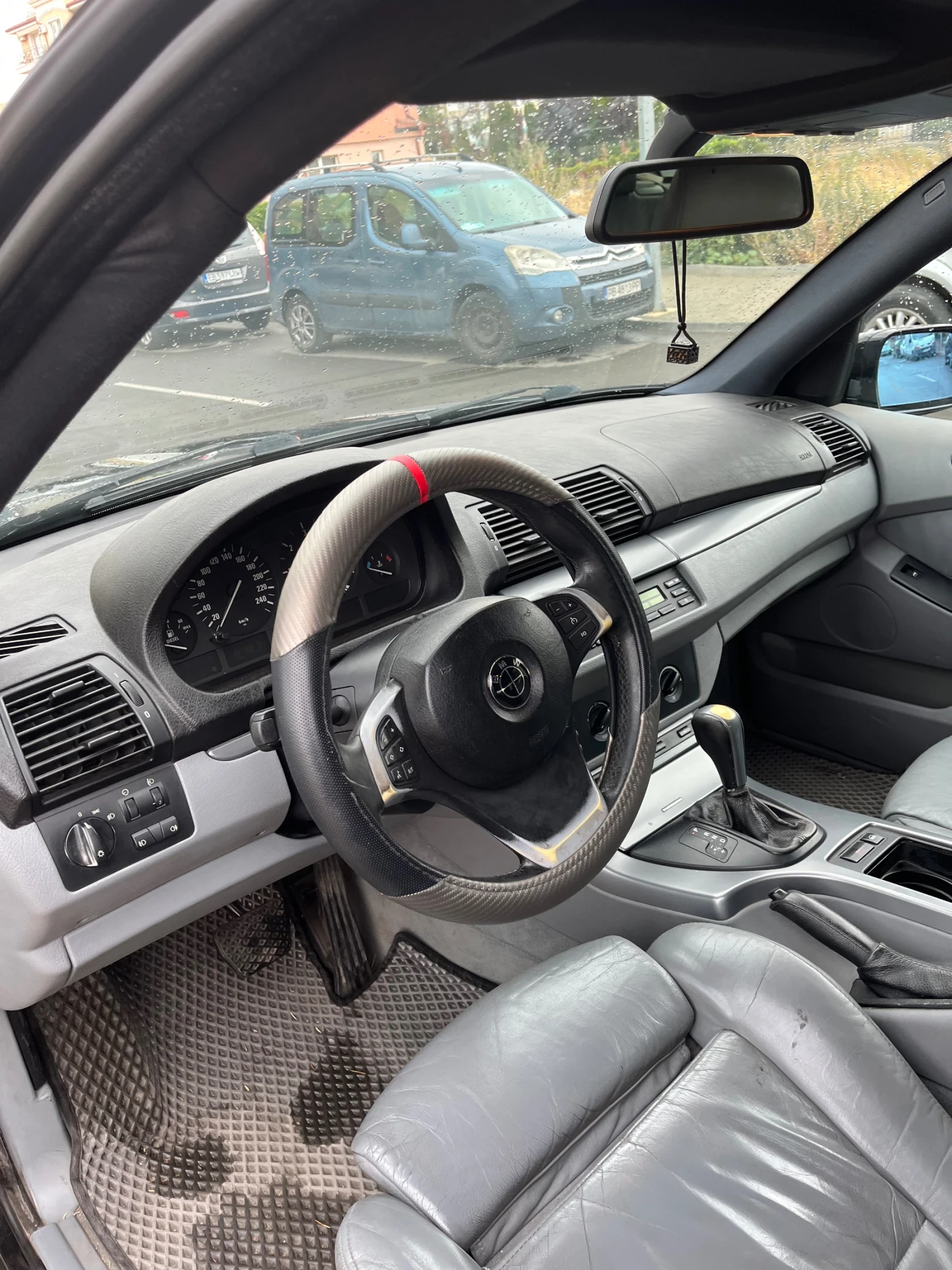 BMW X5  - изображение 2