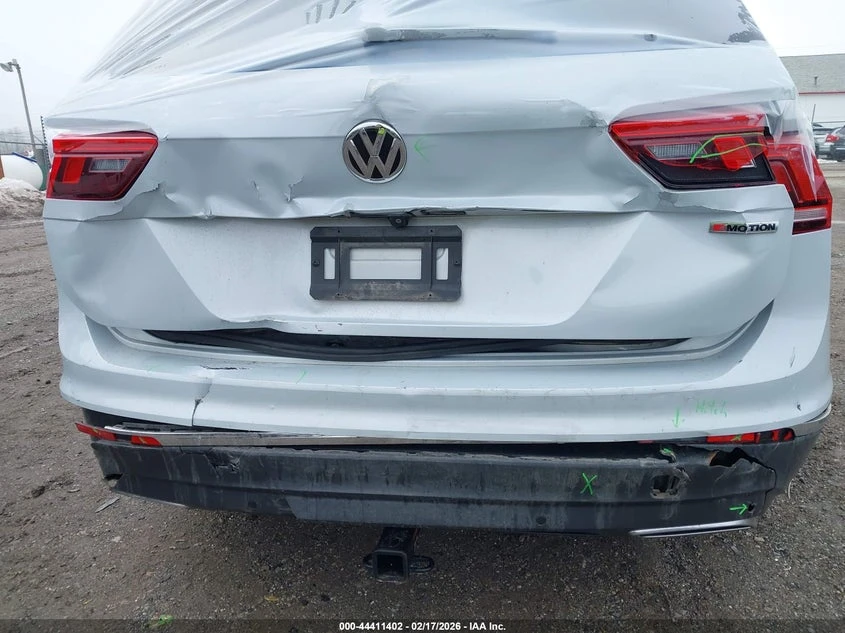 VW Tiguan, снимка 6 - Автомобили и джипове - 53955664