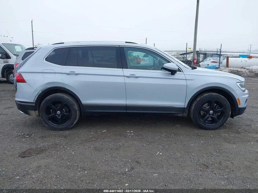 VW Tiguan, снимка 13 - Автомобили и джипове - 53955664