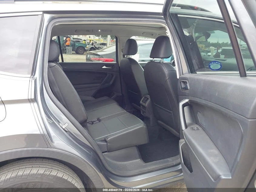 VW Tiguan 2.0L I-4 DI, DOHC, VVT, TURBO, 184HP Front Wheel | Mobile.bg � ����������� 8