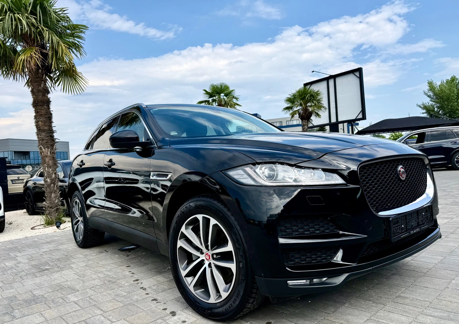 Jaguar F-PACE 2.0WD, снимка 2 - Автомобили и джипове - 55325554