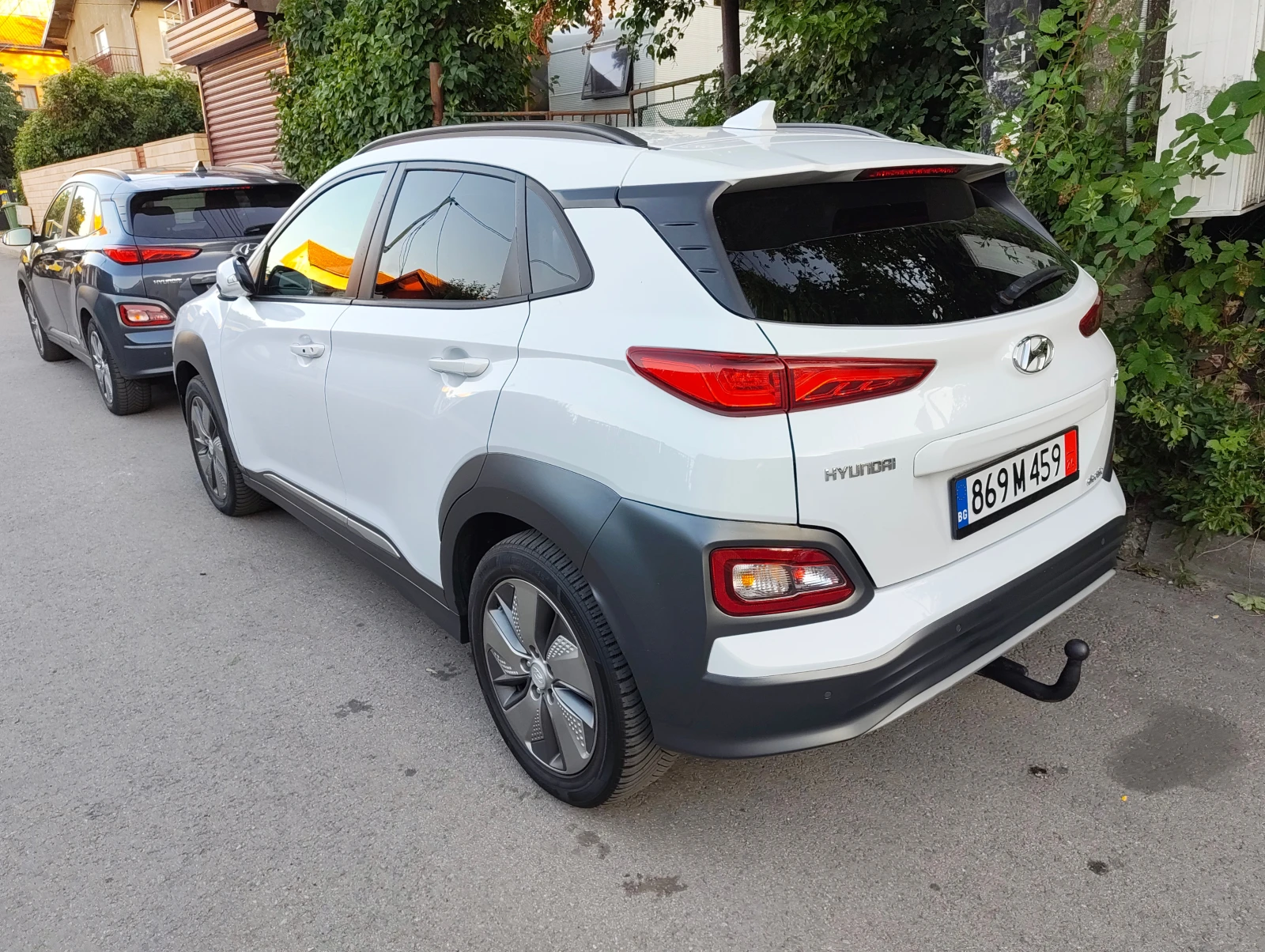 Hyundai Kona 64KWh* SOH 95%* LED* DISTRONIC* Tермопомпа* , снимка 3 - Автомобили и джипове - 55467354