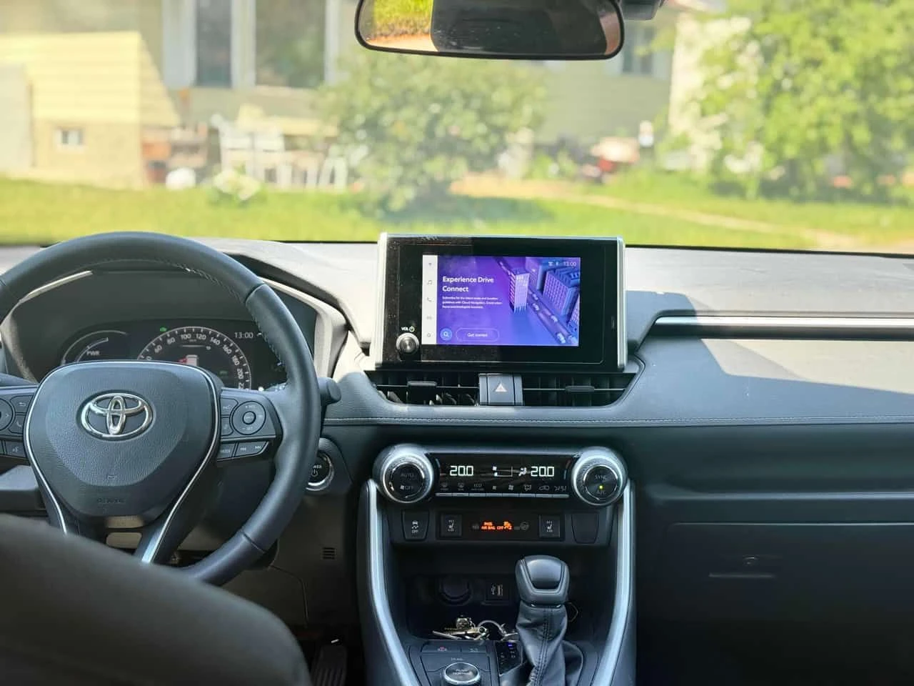 Toyota Rav4 * HYBRID XLE * AWD * CARFAX * , снимка 17 - Автомобили и джипове - 55566221