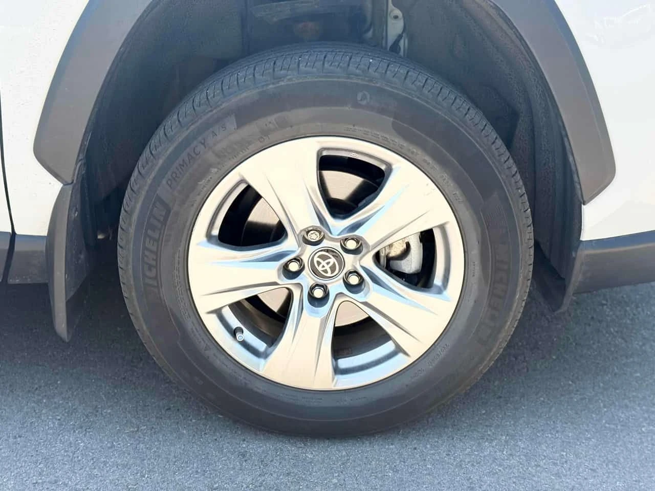 Toyota Rav4 * HYBRID XLE * AWD * CARFAX * , снимка 4 - Автомобили и джипове - 55566221