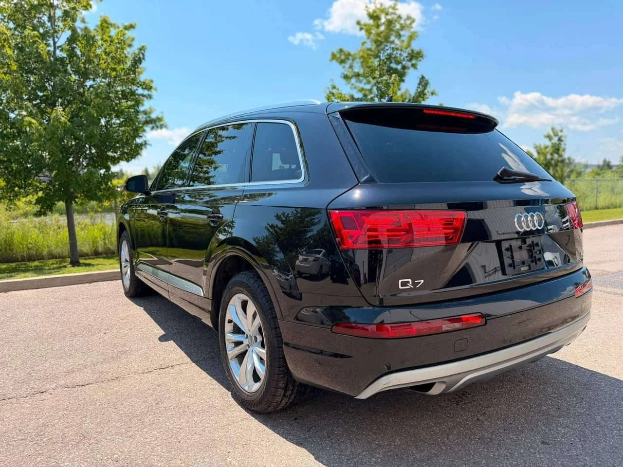 Audi Q7 * Luxury | 7 Seats | Tan Interior | Panaromic | NA, снимка 4 - Автомобили и джипове - 55728808