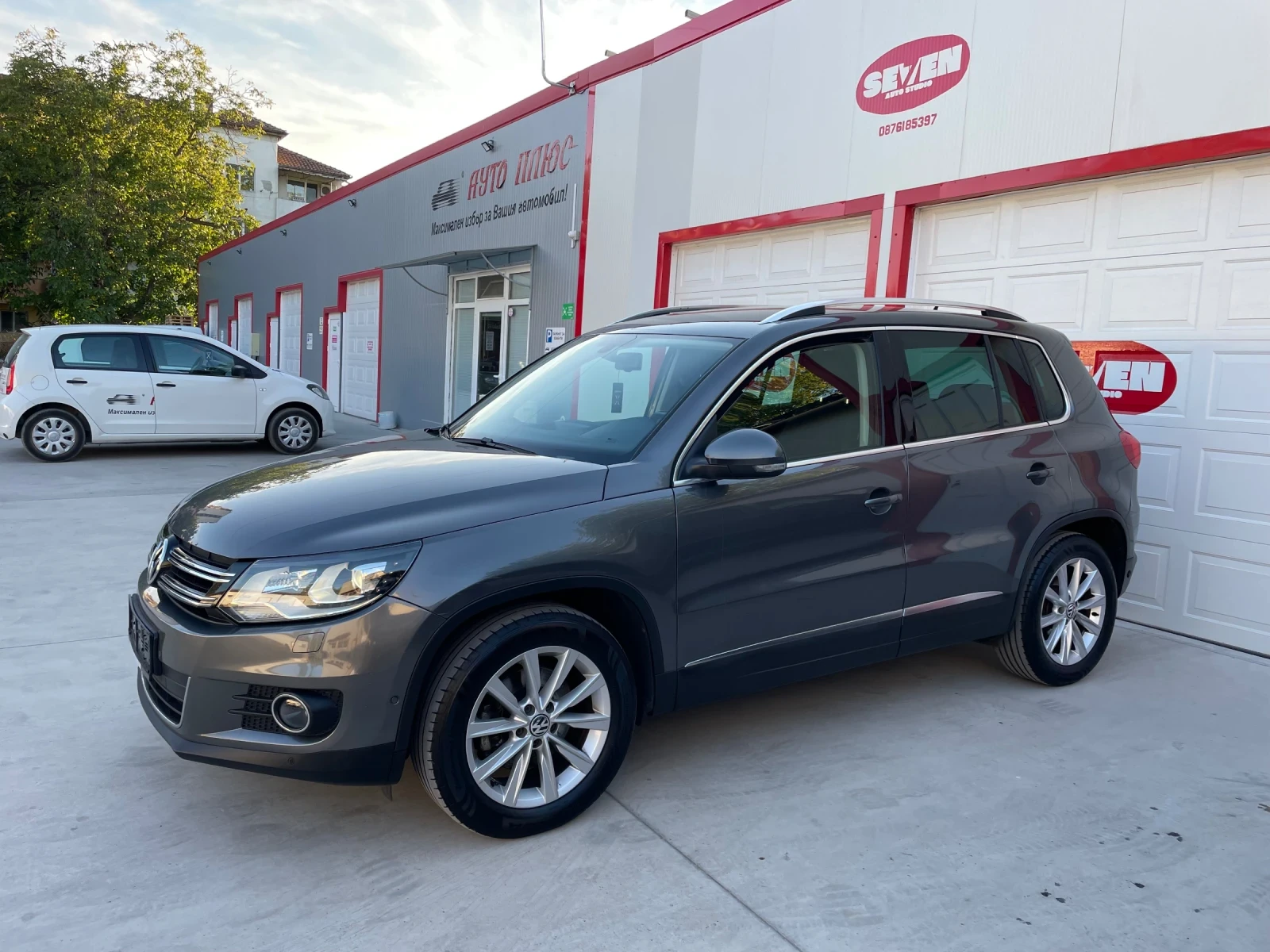 VW Tiguan FACELIFT , снимка 11 - Автомобили и джипове - 56321977