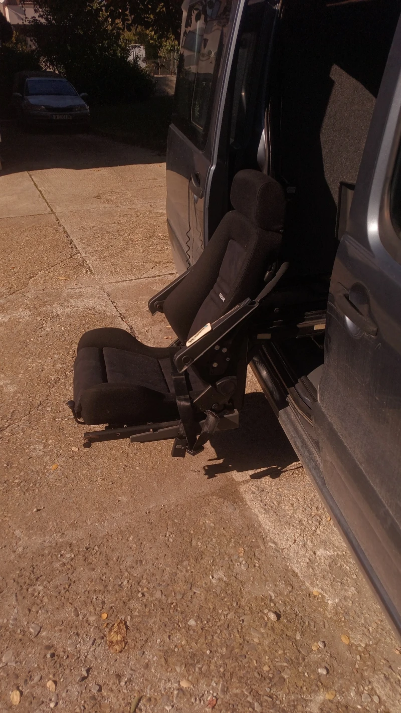 Citroen Jumpy Дълга база, за инвалиди, снимка 9 - Бусове и автобуси - 52174802