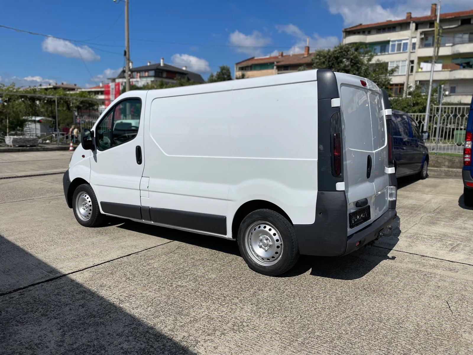 Opel Vivaro 1.9 DCi // КЛИМАТИК// ХЛАДИЛЕН // - изображение 5