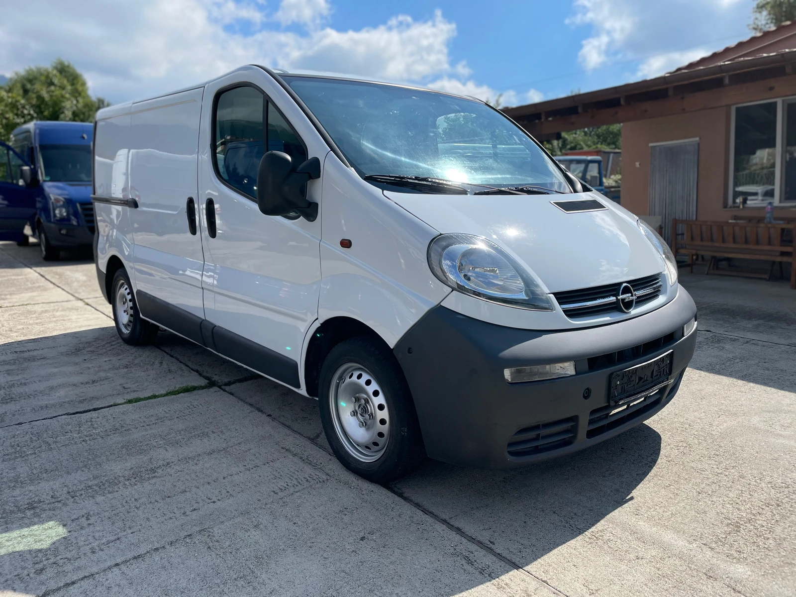 Opel Vivaro 1.9 DCi // КЛИМАТИК// ХЛАДИЛЕН // - изображение 3