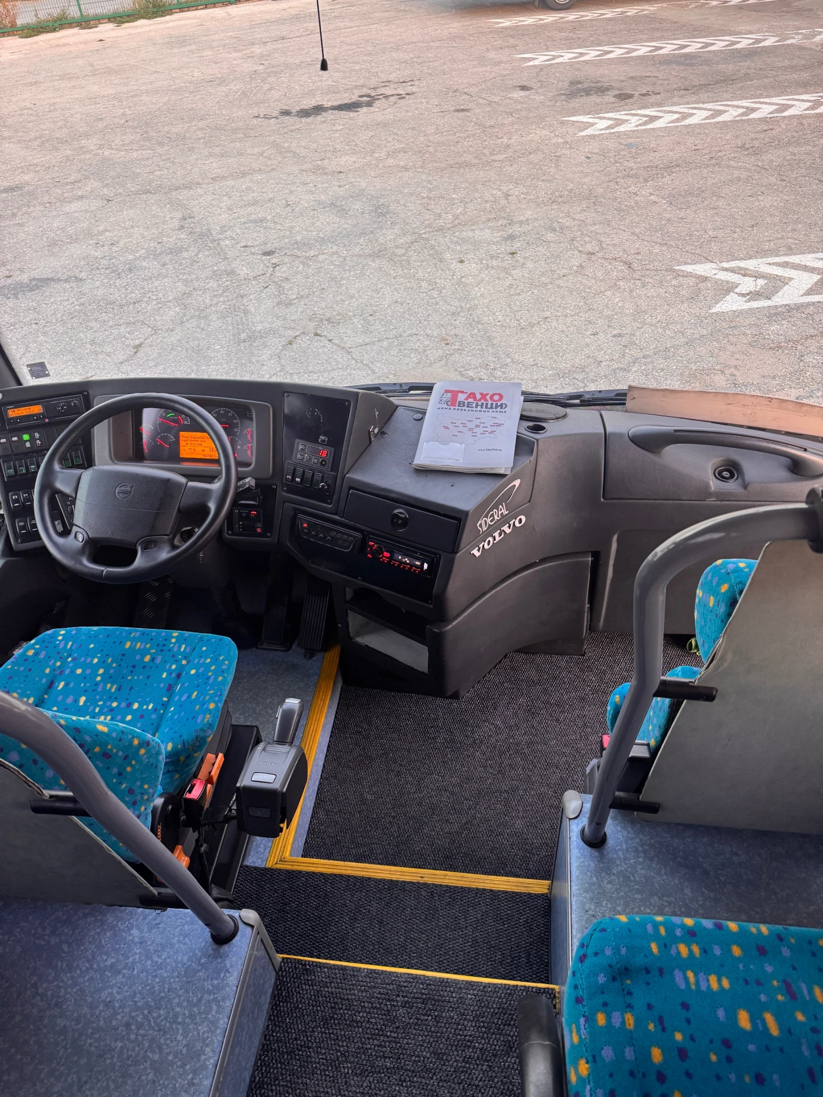 Volvo B10m B12BER 56 места - изображение 8