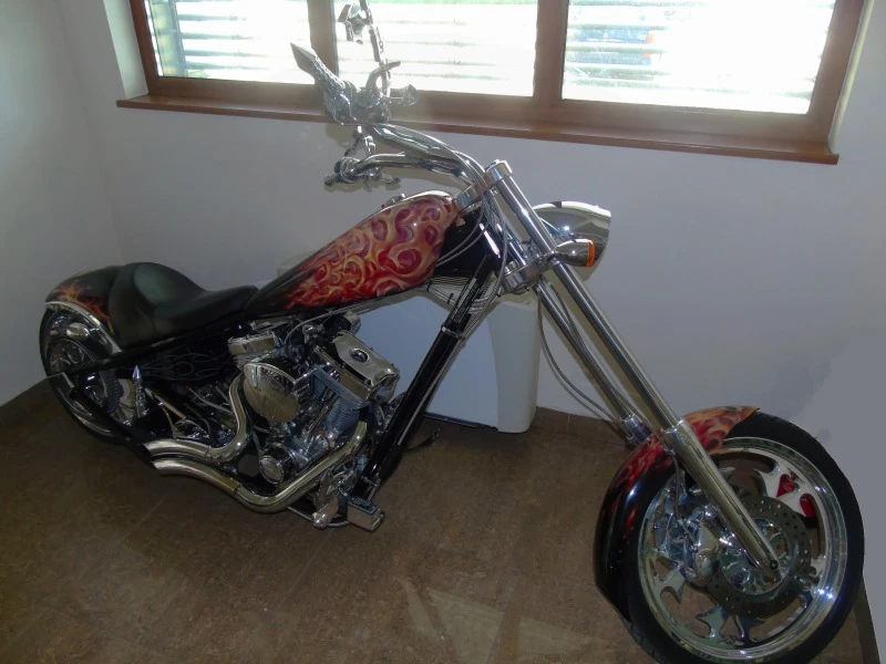 American Ironhorse Texas Chopper, снимка 1 - Мотоциклети и мототехника - 47155729