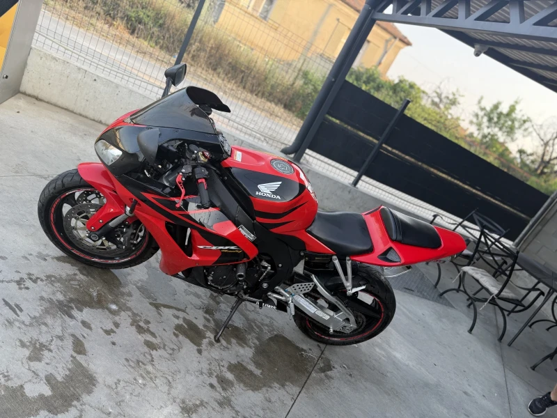 Honda Cbr 1000rr, снимка 2 - Мотоциклети и мототехника - 51785049
