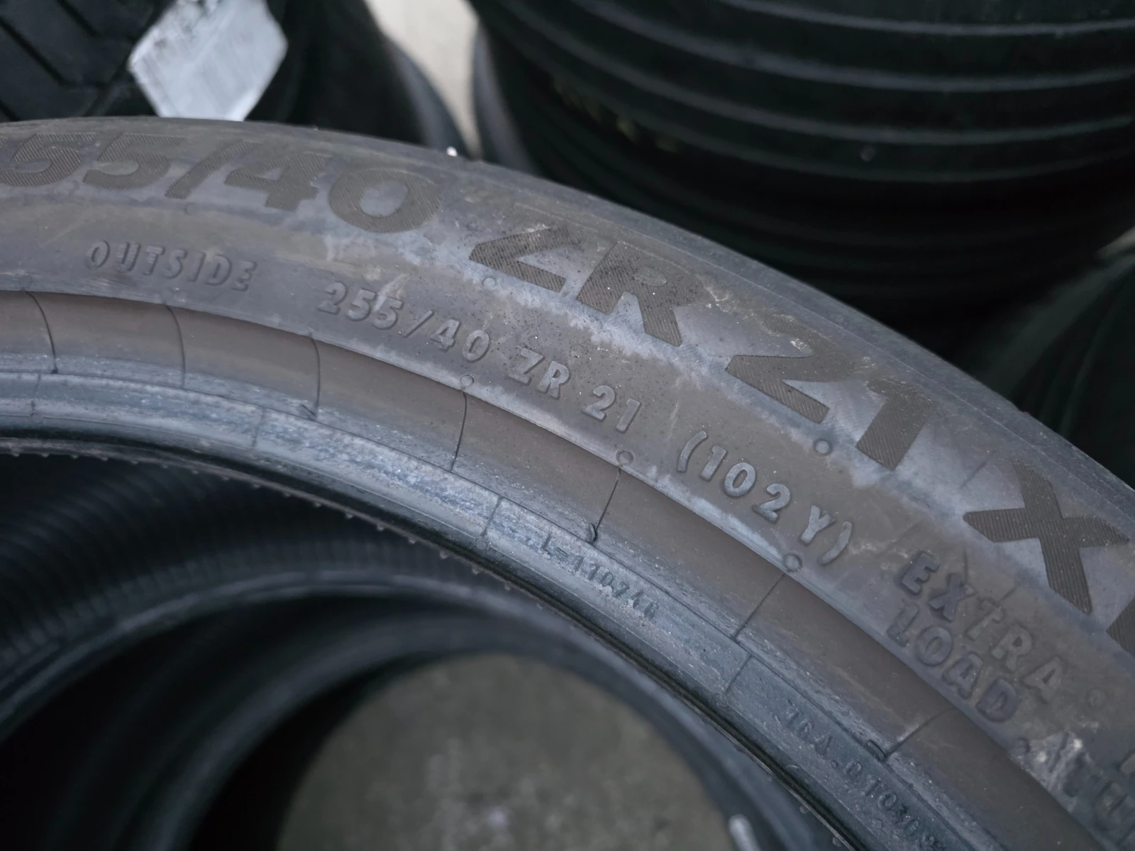 Гуми Летни 255/40R21, снимка 7 - Гуми и джанти - 55498471