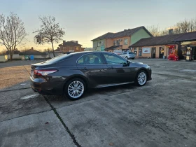 Toyota Camry 56000.km, снимка 7