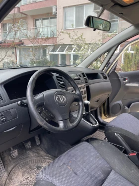 Toyota Corolla verso, снимка 8