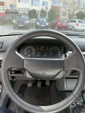 Renault Clio - 800 € / 1564.66 лв. - 58326258 5