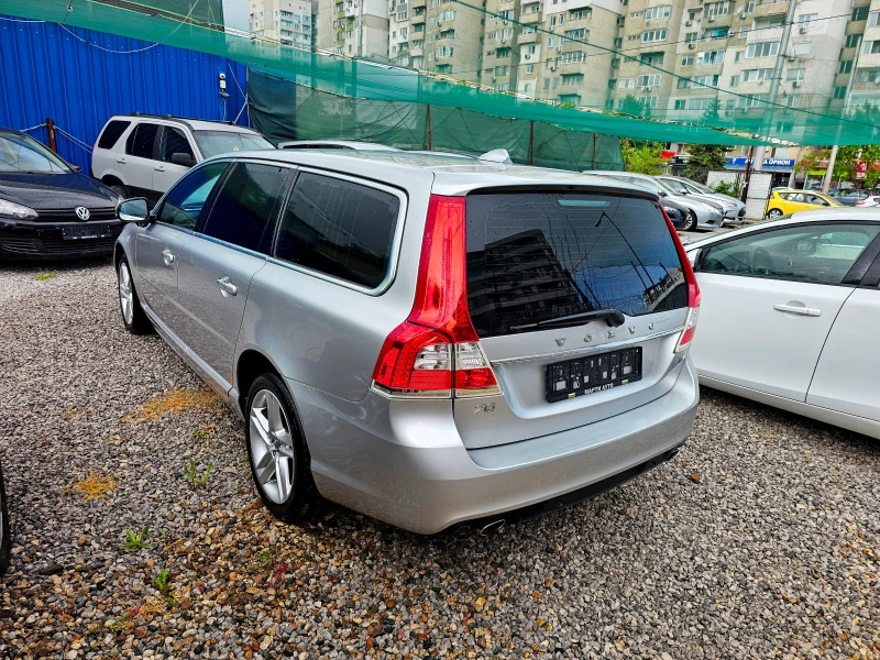 Volvo V70 D4-181kc-Distronic, снимка 6 - Автомобили и джипове - 44861869