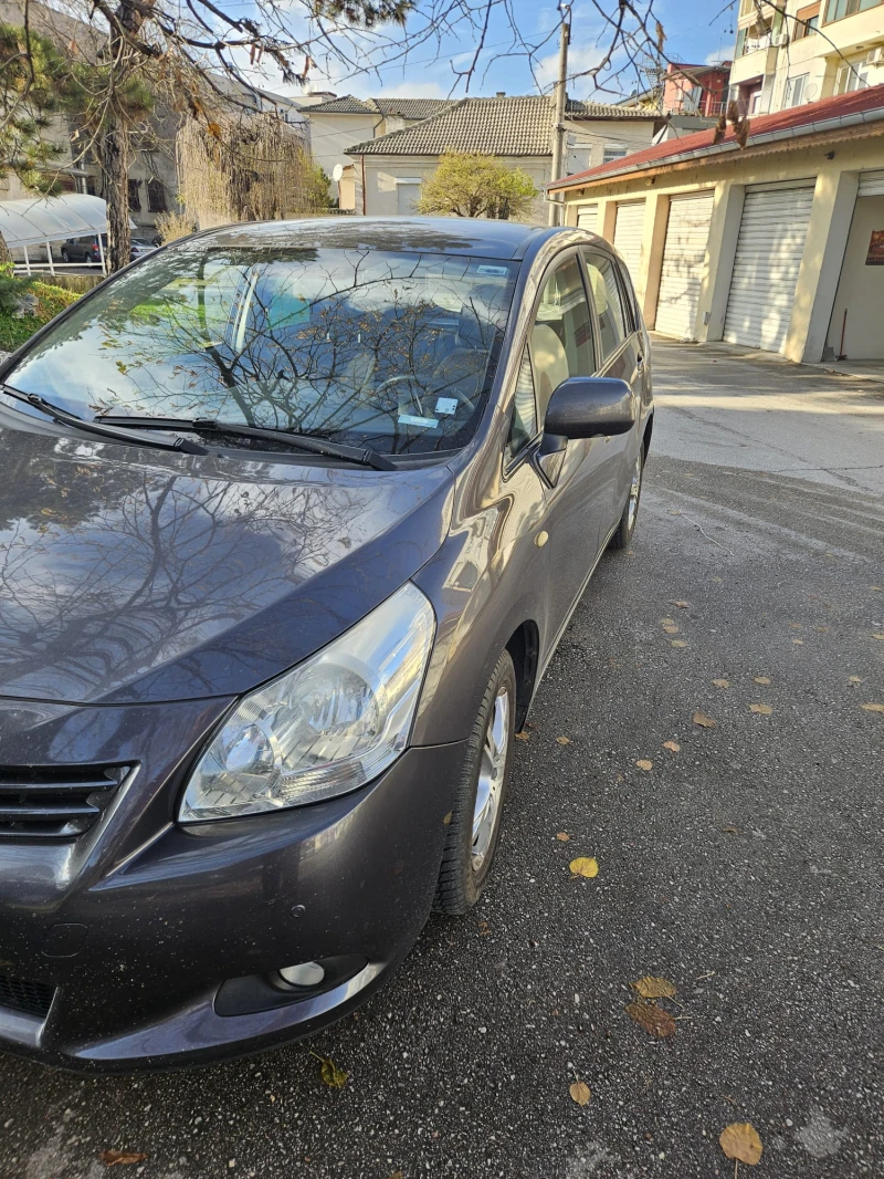 Toyota Verso, снимка 3 - Автомобили и джипове - 48269924