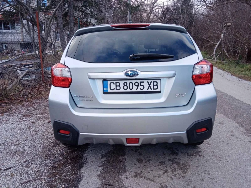 Subaru XV 1.6i газ, снимка 10 - Автомобили и джипове - 48398325