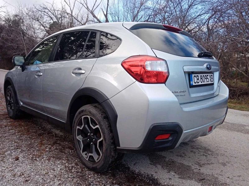 Subaru XV 1.6i газ, снимка 5 - Автомобили и джипове - 48398325